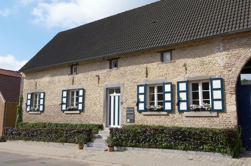 Lisa'S Weelde Pensionat Tongeren Eksteriør billede